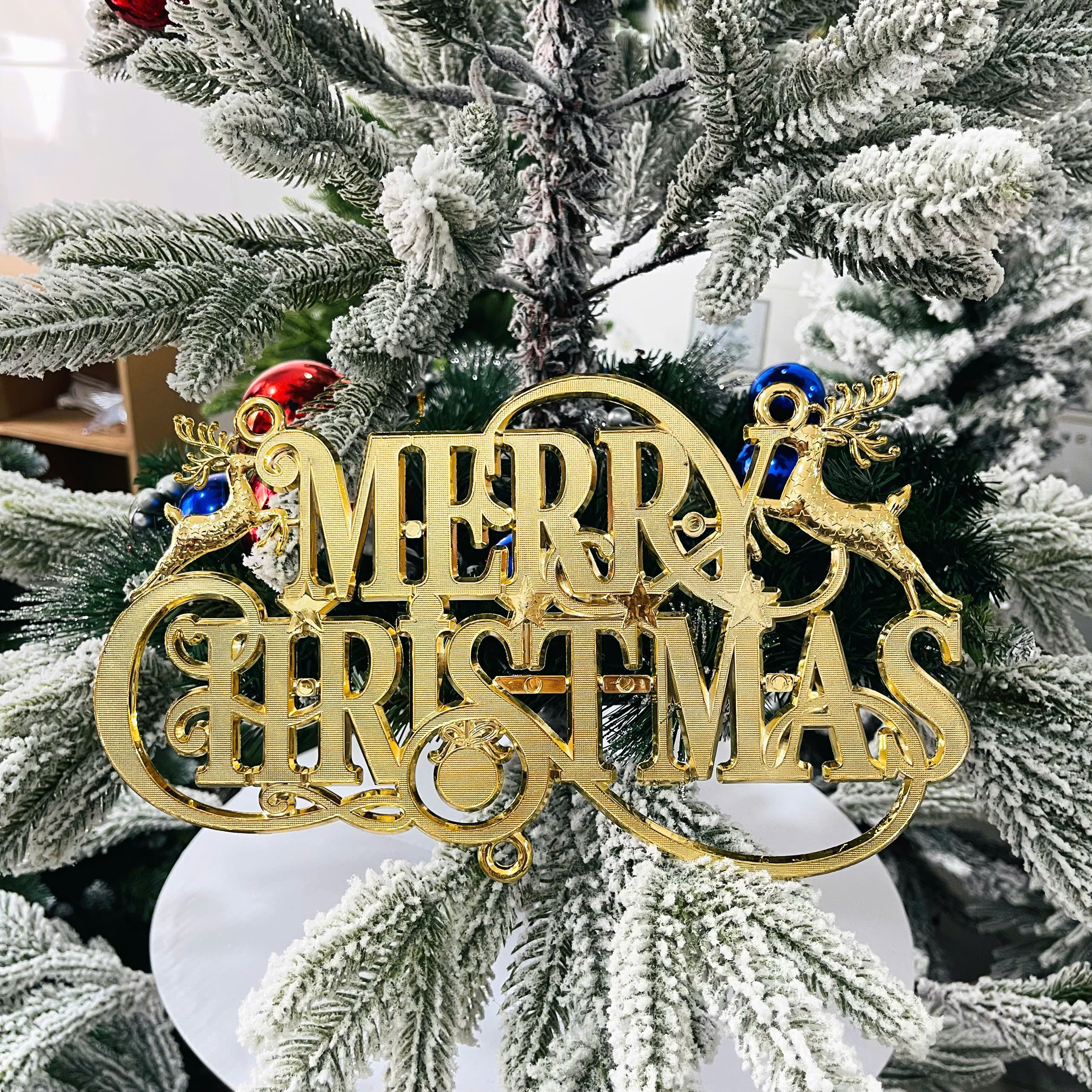 Chữ Merry Xi 30 CM vàng - trắng